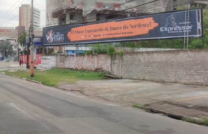 Outdoor – Avenida dos Holandeses – Calhau